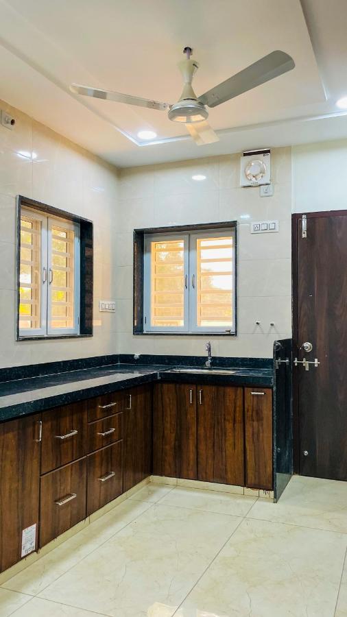 Luxurious 3 Bhk Villa In Bhuj - Shivani Homestay Dış mekan fotoğraf