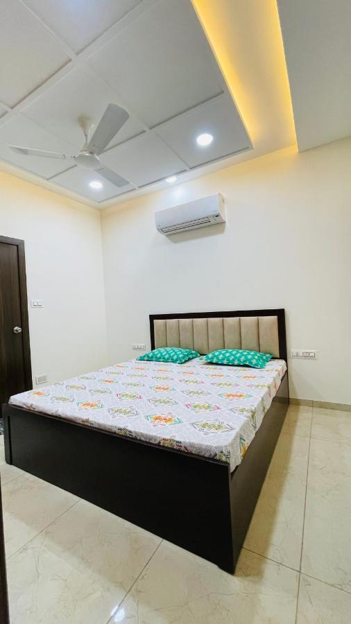 Luxurious 3 Bhk Villa In Bhuj - Shivani Homestay Dış mekan fotoğraf