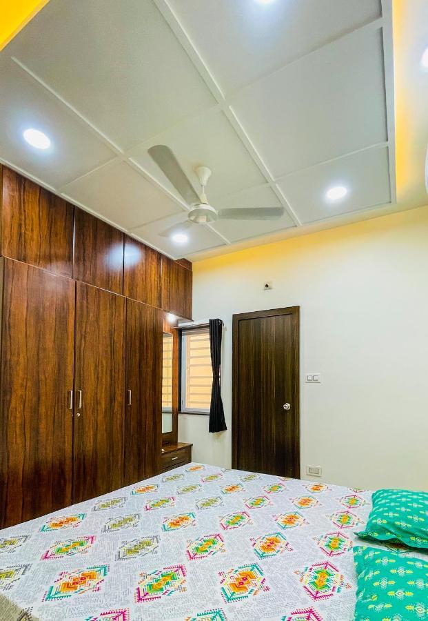 Luxurious 3 Bhk Villa In Bhuj - Shivani Homestay Dış mekan fotoğraf